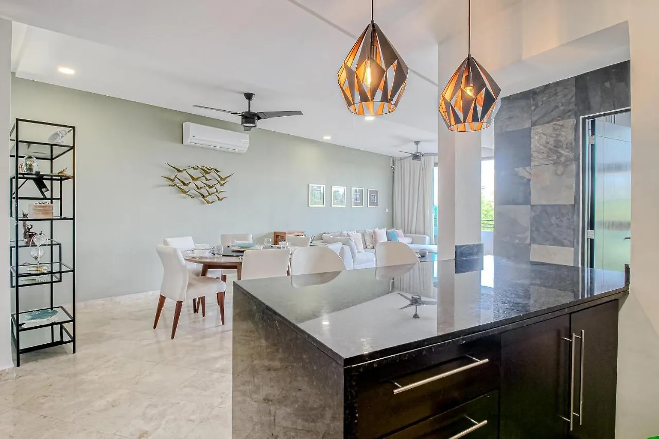 Haab Luxury Condos #302 Playa del Carmen Apartment
